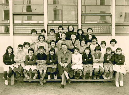 École élémentaire des filles  nées en 1951 -1